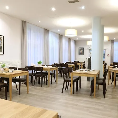 מלון Businesshotel 3*